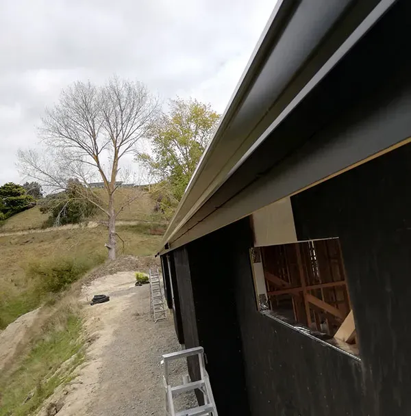 150mm O.G. continuous spouting on a renovated weatherboard home